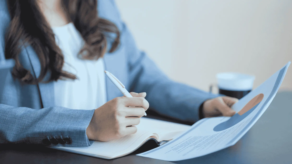 How Credit Reporting Agencies Determine Your Score